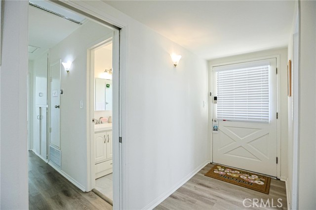 Detail Gallery Image 9 of 66 For 6444 Mt. Adelbert Dr, San Diego,  CA 92111 - 4 Beds | 3 Baths