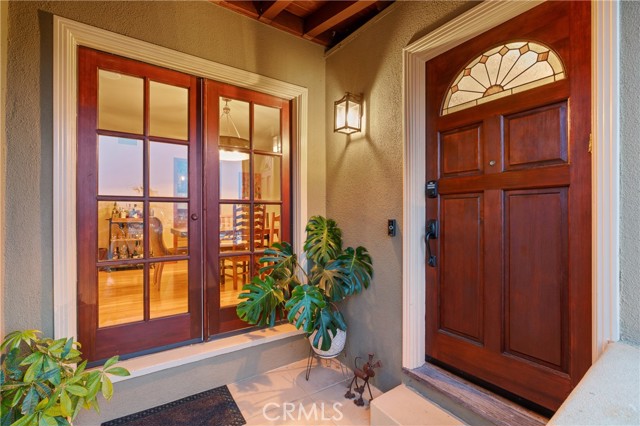 Detail Gallery Image 3 of 59 For 1411 Columbia Drive Dr, Glendale,  CA 91205 - 4 Beds | 2/2 Baths