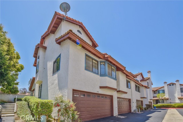 3548 Mission Mesa Way, San Diego, California 92120, 2 Bedrooms Bedrooms, ,3 BathroomsBathrooms,Residential,For Sale,Mission Mesa Way,RS24127529