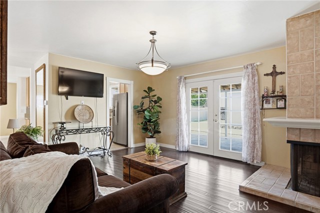 Detail Gallery Image 15 of 61 For 10281 Bouvais, Anaheim,  CA 92804 - 5 Beds | 2 Baths