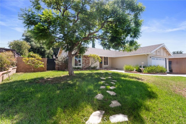 2383 N Comstock Street, Orange CA: https://media.crmls.org/medias/b0037538-cc2f-4309-b676-a508412b5ceb.jpg