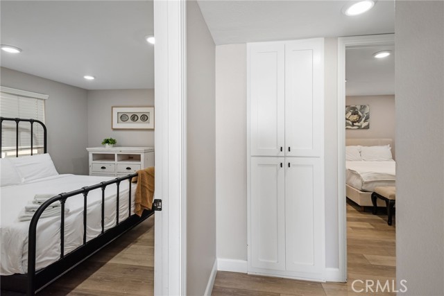 2208 The Strand, Manhattan Beach CA: https://media.crmls.org/medias/b003c174-9a42-46ba-ab51-585e09bc97ed.jpg