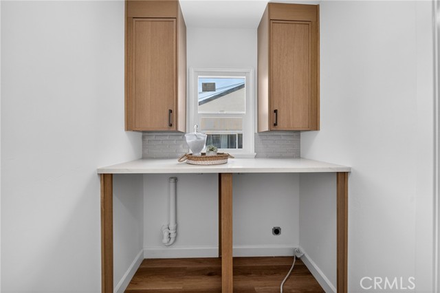 Detail Gallery Image 18 of 55 For 6133 W 83rd, Los Angeles,  CA 90045 - 3 Beds | 2 Baths