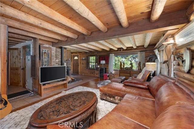 Detail Gallery Image 17 of 47 For 2712 Tirol Dr, –,  CA 93225 - 3 Beds | 2 Baths