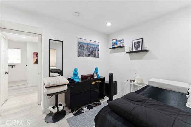 Detail Gallery Image 18 of 28 For 608 Clubhouse Ave, Newport Beach,  CA 92663 - 3 Beds | 2 Baths