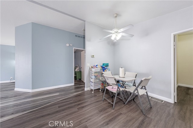 Detail Gallery Image 7 of 29 For 122 Hornbeam, Fountain Valley,  CA 92708 - 3 Beds | 2 Baths