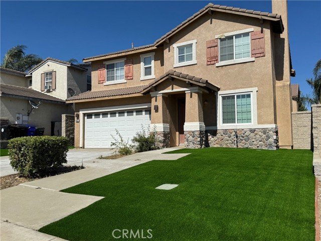 6927 Tailwind Lane, Fontana CA: https://media.crmls.org/medias/b004f4a6-9084-45cd-9704-462ffa9d5424.jpg