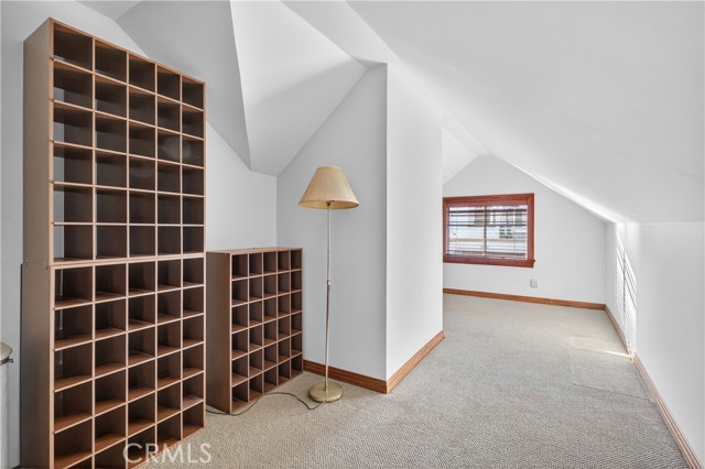Detail Gallery Image 34 of 54 For 115 Annandale Rd, Pasadena,  CA 91105 - 4 Beds | 3 Baths