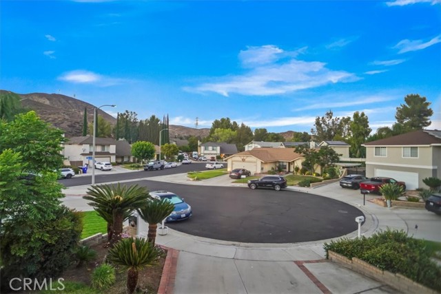 28503 Ray Court, Saugus CA: https://media.crmls.org/medias/b0053b7b-0fae-475b-a621-05a7bd5bbe88.jpg