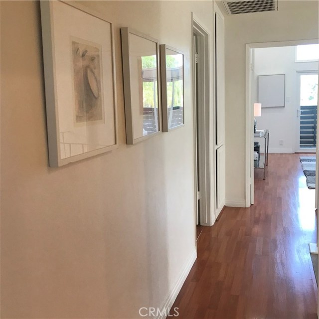 5714 Vantage Avenue, Valley Village CA: https://media.crmls.org/medias/b00574b6-1328-4944-8de0-b905082cc15a.jpg