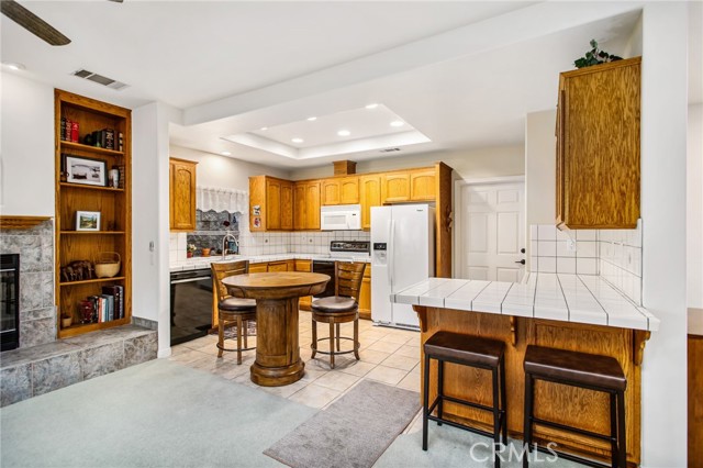 Detail Gallery Image 17 of 55 For 22410 Canyon Lake Dr, Canyon Lake,  CA 92587 - 3 Beds | 2/1 Baths