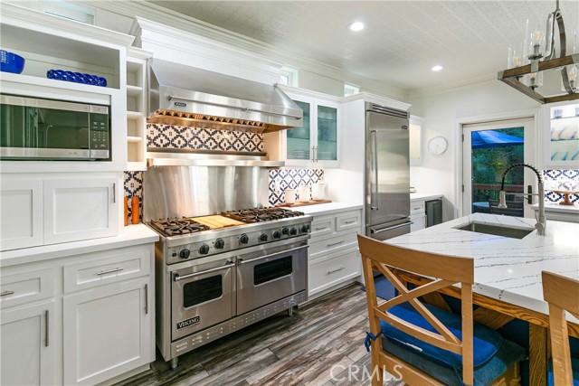 Detail Gallery Image 11 of 48 For 343 Garden, Lake Arrowhead,  CA 92352 - 5 Beds | 3 Baths