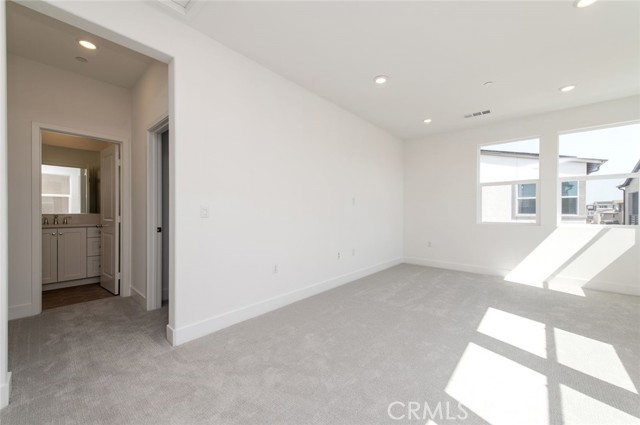 474 Lobata, Irvine CA: https://media.crmls.org/medias/b007b1b6-e684-472b-b945-18e07099d863.jpg