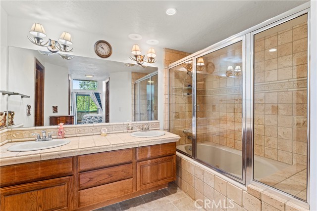 Image 27 of 52 For 27528 Ashwood Lane