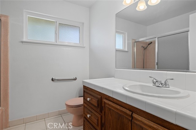 Detail Gallery Image 45 of 60 For 2924 Elm St, Bakersfield,  CA 93301 - 4 Beds | 2 Baths