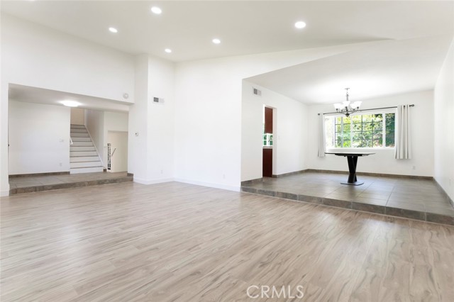 Detail Gallery Image 14 of 67 For 12457 Bradford Pl, Granada Hills,  CA 91344 - 4 Beds | 3 Baths