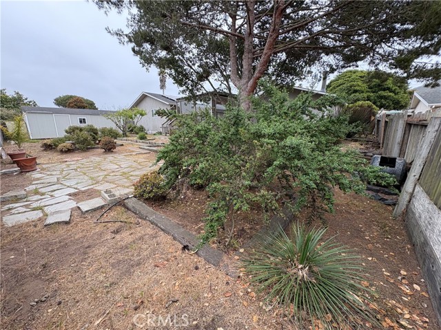 Image 23 of 36 For 640 Manzanita Drive
