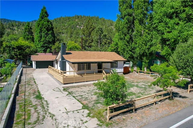 Image 2 for 955 Apple Ave, Wrightwood, CA 92397