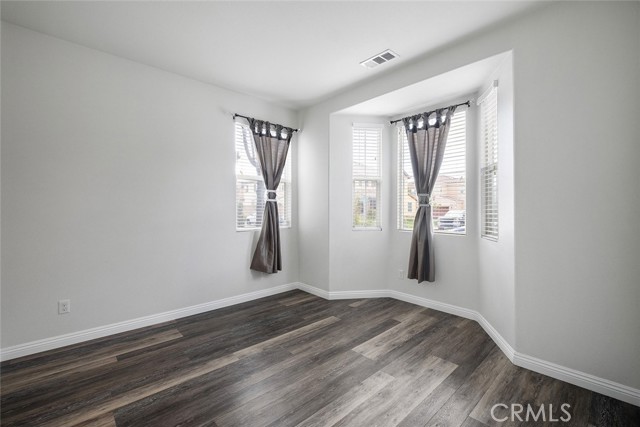 Detail Gallery Image 12 of 29 For 40282 Cape Charles Dr, Temecula,  CA 92591 - 5 Beds | 2/1 Baths