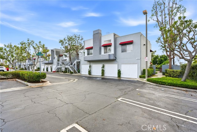 Detail Gallery Image 5 of 48 For 27743 Zircon #104,  Mission Viejo,  CA 92691 - 2 Beds | 1 Baths