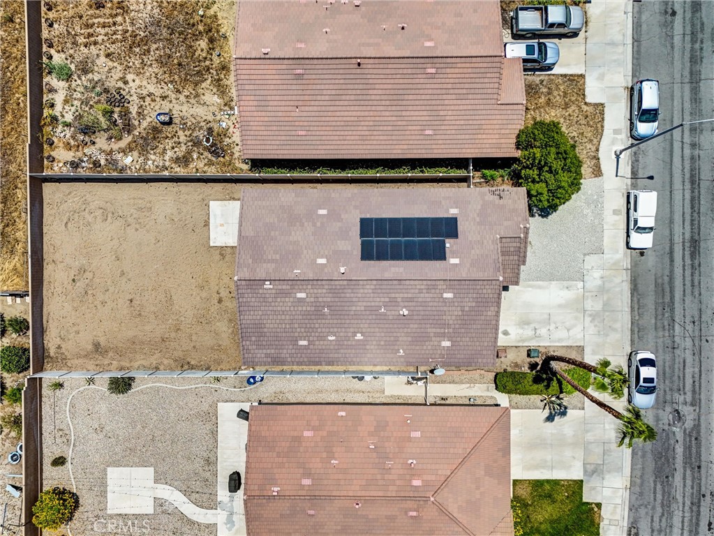 https://media.crmls.org/medias/b00d93af-ad3e-407d-8bcc-15196b7aecb2.jpg?preset=X-Large