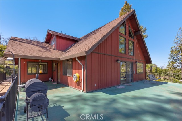 3 Town Hill Way, Berry Creek CA: https://media.crmls.org/medias/b00dbff5-56e8-48ea-88c9-e29972b5e4ef.jpg