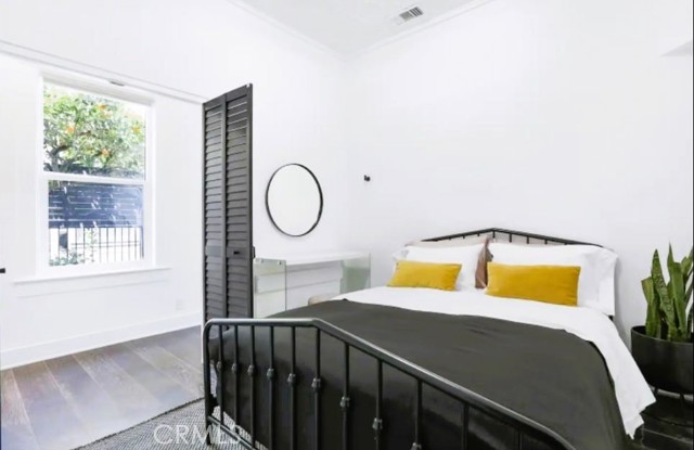Detail Gallery Image 5 of 13 For 210 E High Ave, Redlands,  CA 92374 - 1 Beds | 1 Baths