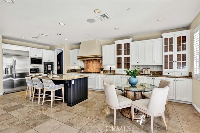 Detail Gallery Image 10 of 33 For 18888 Dry Creek Rd, Yorba Linda,  CA 92886 - 3 Beds | 4 Baths
