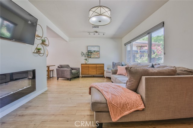 Detail Gallery Image 13 of 47 For 224 Railway St., San Dimas,  CA 91773 - 3 Beds | 1 Baths