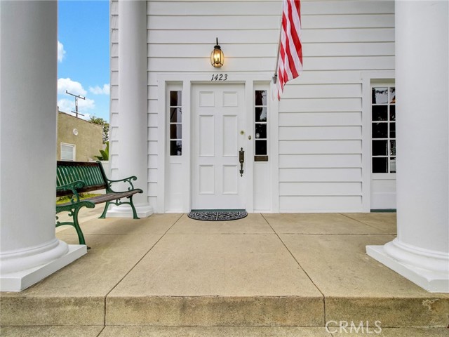 Detail Gallery Image 5 of 40 For 1423 Post Ave, Torrance,  CA 90501 - 5 Beds | 3/1 Baths