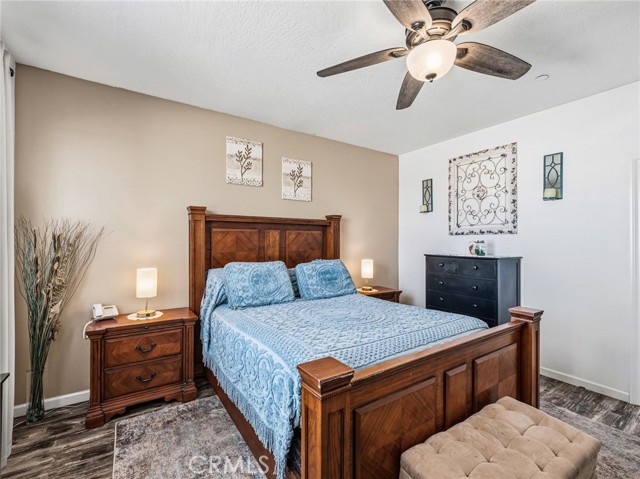 Detail Gallery Image 15 of 50 For 16917 Mora Ct, Hesperia,  CA 92345 - 4 Beds | 3/1 Baths