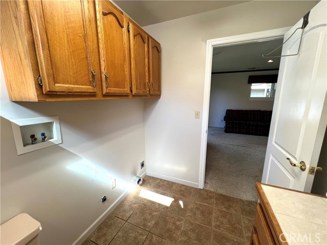 Detail Gallery Image 13 of 38 For 5712 Shepard Ave, Sacramento,  CA 95819 - 3 Beds | 2 Baths