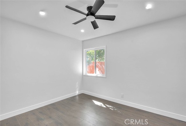 2112 California Avenue, Duarte CA: https://media.crmls.org/medias/b00fdfdc-e91d-466e-8ac9-1c521bb995d8.jpg