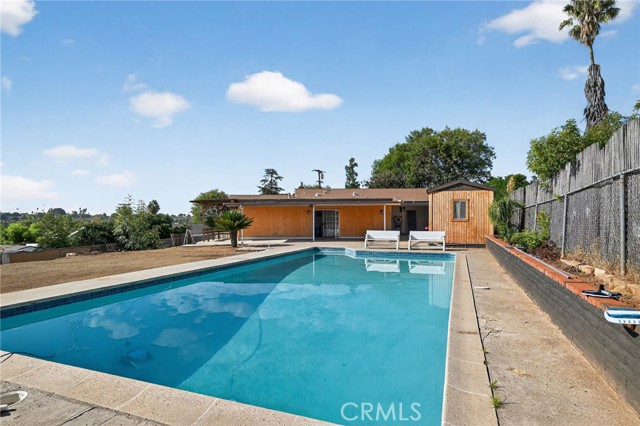 Detail Gallery Image 26 of 35 For 612 Momar Ln, Escondido,  CA 92027 - 4 Beds | 2 Baths