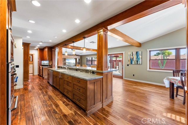 Detail Gallery Image 6 of 39 For 1944 W Lullaby Ln, Anaheim,  CA 92804 - 3 Beds | 2/1 Baths