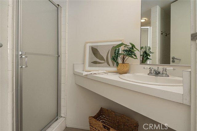 Detail Gallery Image 21 of 34 For 831 Pacific St #6,  Santa Monica,  CA 90405 - 2 Beds | 3 Baths