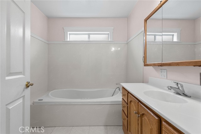 Detail Gallery Image 13 of 36 For 6190 Mesa, Los Angeles,  CA 90042 - 3 Beds | 2 Baths