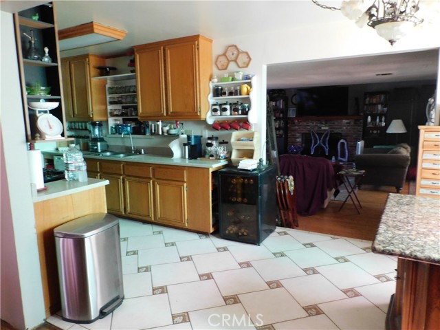 1854 Gaybar Avenue, La Puente CA: https://media.crmls.org/medias/b010f421-1636-4f36-970d-ea231cfa88c8.jpg
