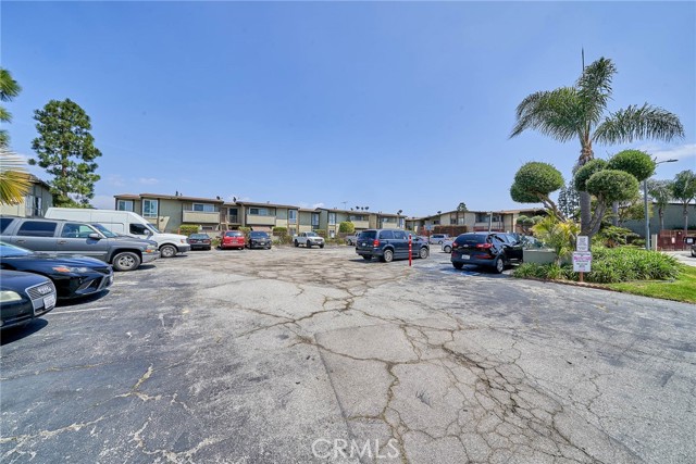 832 Coriander Drive, Torrance CA: https://media.crmls.org/medias/b011cbc7-f828-4613-8fa8-204a9401eefa.jpg