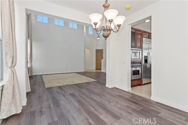 Detail Gallery Image 12 of 44 For 1678 Honors, Corona,  CA 92883 - 4 Beds | 4 Baths