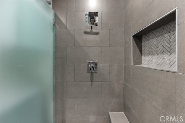 Detail Gallery Image 13 of 15 For 2211 1.2 Hyperion Ave #1/2,  Los Angeles,  CA 90027 - 0 Beds | 1 Baths