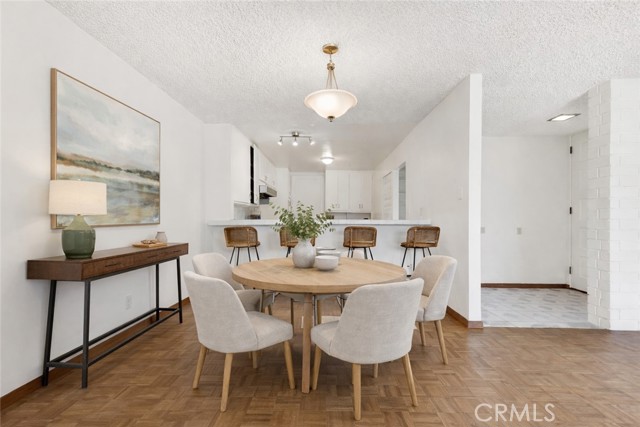 Detail Gallery Image 12 of 45 For 1654 Edgewater Ln, Camarillo,  CA 93010 - 3 Beds | 2/1 Baths