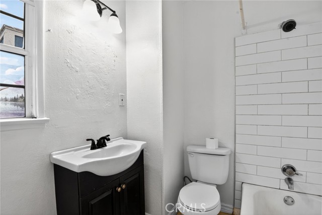 Detail Gallery Image 11 of 15 For 253 E Louise, Long Beach,  CA 90805 - – Beds | – Baths