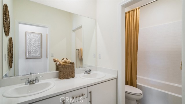 Detail Gallery Image 7 of 19 For 2368 Lionheart Dr, Perris,  CA 92570 - 4 Beds | 2 Baths