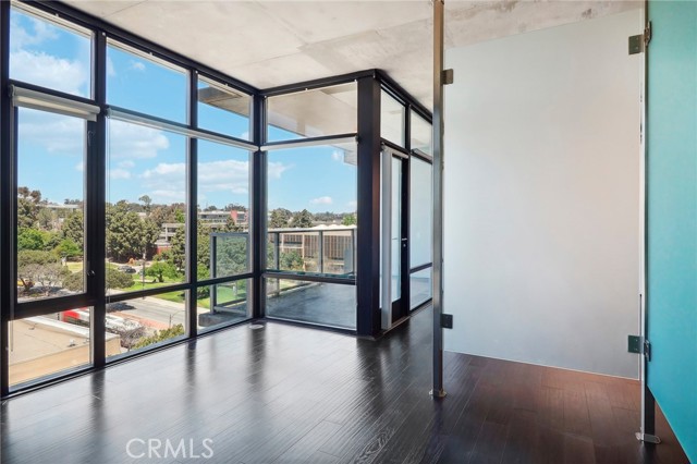 1080 Park Boulevard, San Diego, California 92101, 1 Bedroom Bedrooms, ,1 BathroomBathrooms,Residential,For Sale,Park Boulevard,IV24129876