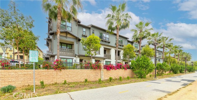 12438 Amesbury Circle, Whittier CA: https://media.crmls.org/medias/b0156bff-0558-4ab2-bfa2-651ff05fca1f.jpg