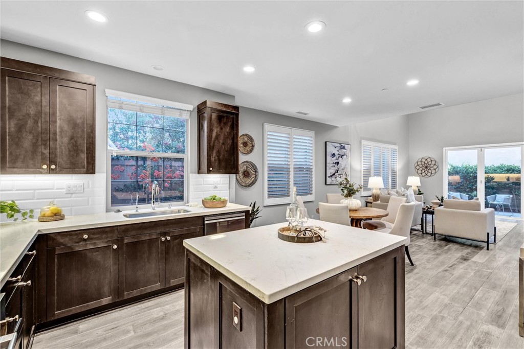 MLS #OC25257840 image #8