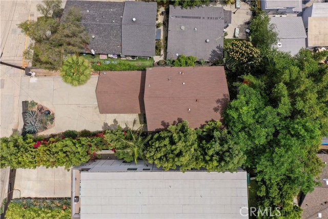 2114 India Street, Los Angeles CA: https://media.crmls.org/medias/b01637c0-d558-4dd5-bda3-a09399e858de.jpg