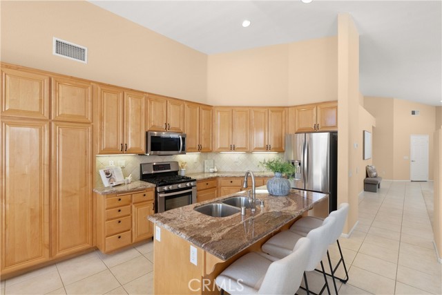 40050 CORTE FORTUNA, Murrieta CA: https://media.crmls.org/medias/b0163f8b-c87b-4076-8b6b-54f9468ef803.jpg