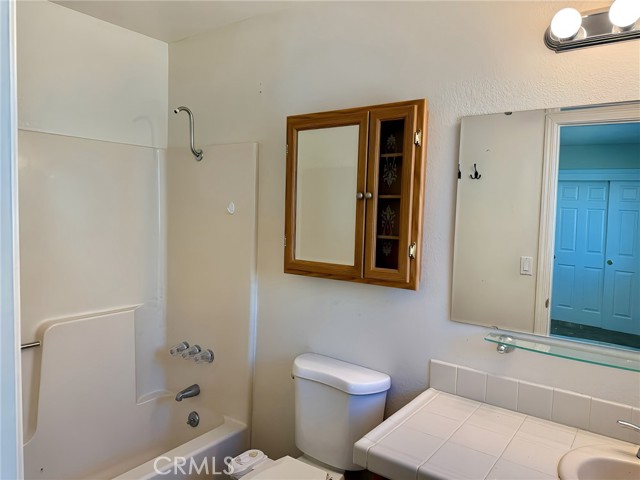 Detail Gallery Image 17 of 26 For 16499 Ridgecrest Ct, Hidden Valley Lake,  CA 95467 - 3 Beds | 2 Baths